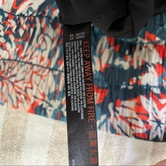 Free People workout shorts high‎ rise empire jewel L NWT - Picture 5 of 5